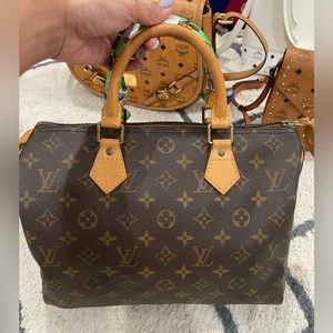 Authentic Louis Vuitton speedy 30
